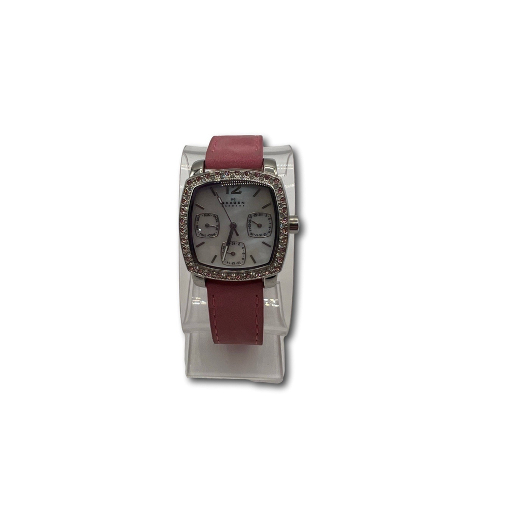 Skagen Women’s Watch 558SSLP4 Square Case Crystal bezel Pink Leather Band
